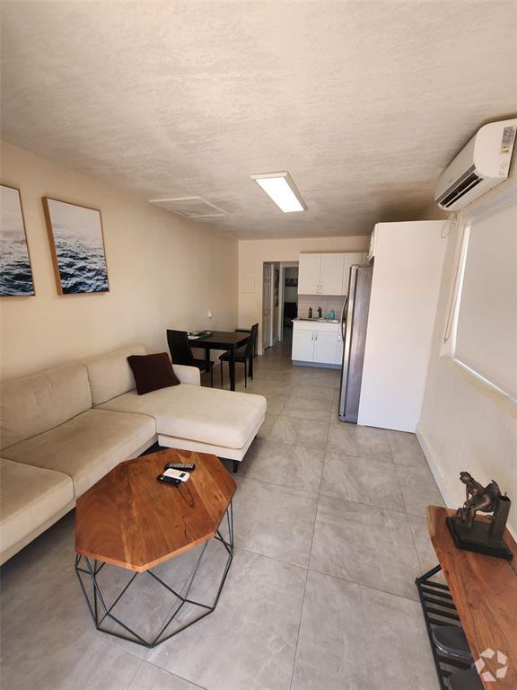 Building Photo - 2165 SW 47th St Rental