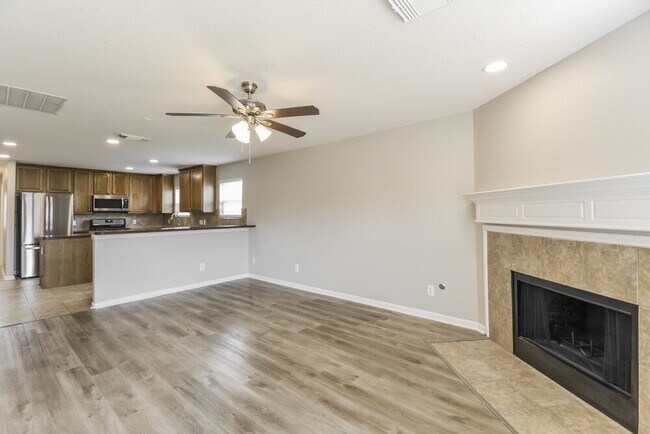 Photo - 4703 Montclair Hill Ln