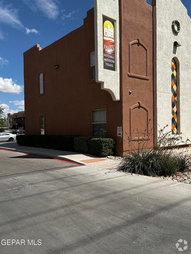 Building Photo - 9811 Socorro Rd Rental
