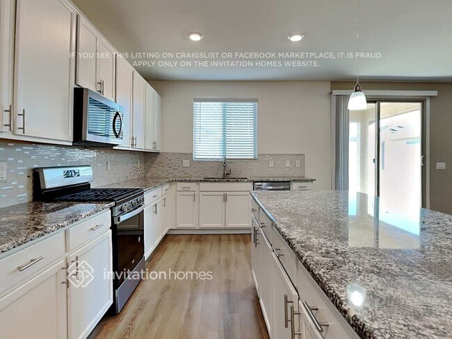 Photo - 19812 W Flower St