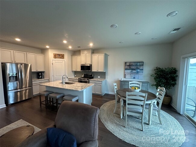 Photo - 4165 Canopy Creek Dr