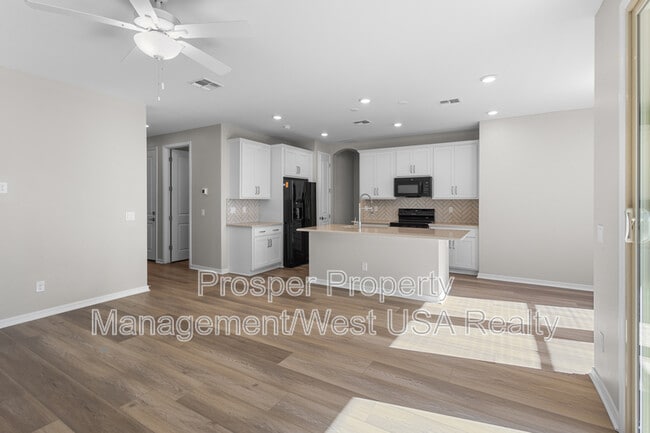 Photo - 24094 N 162nd Ln