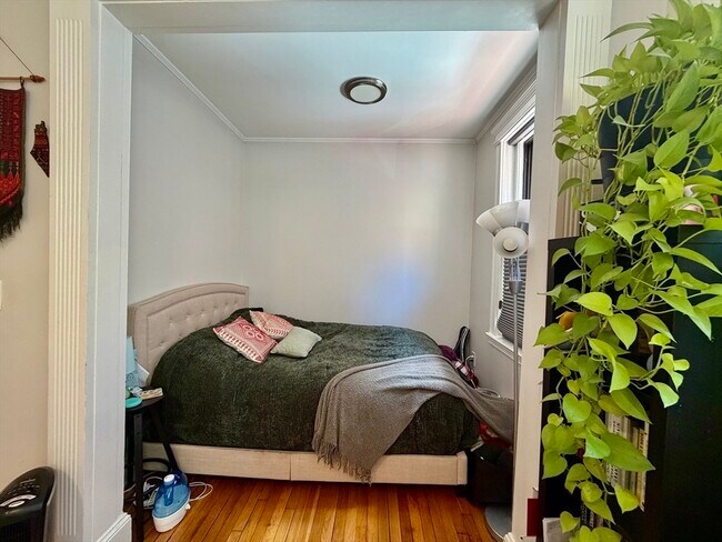 Photo - 36 E Newton St Unit 2