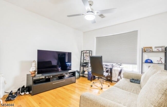 Photo - 1614 Clinton St Unit 2