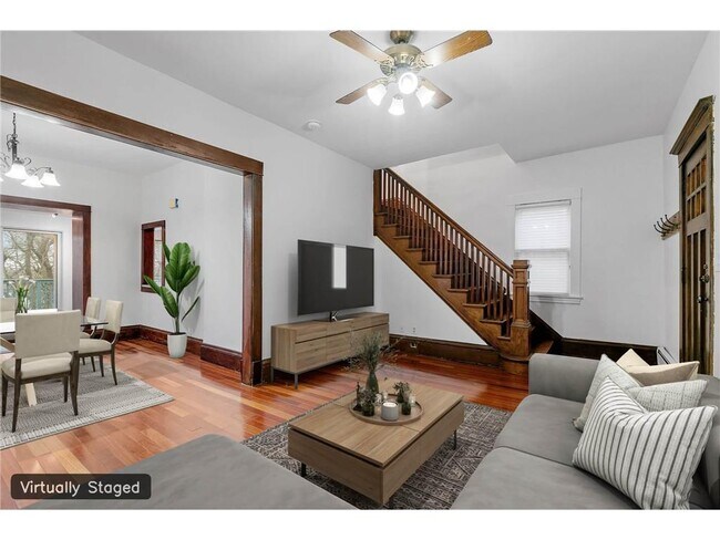 Photo - 1826 Franklin Ave SE