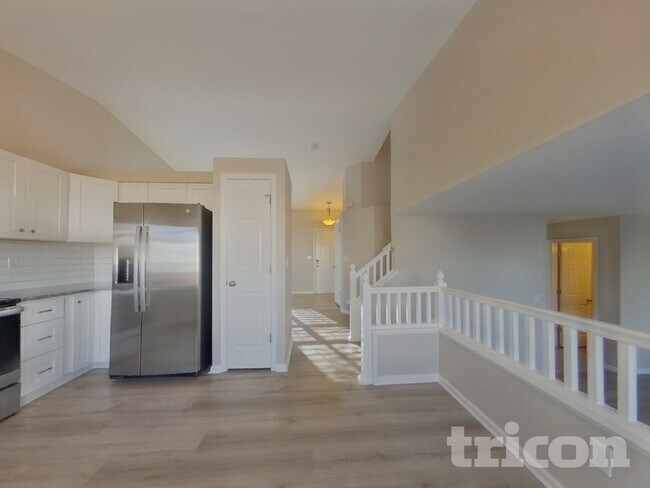 Photo - 19941 Montview Dr