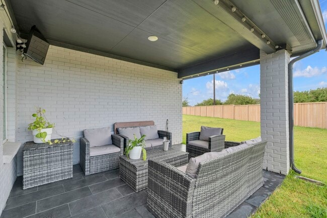 Photo - 3903 Yonkers Valley Ln