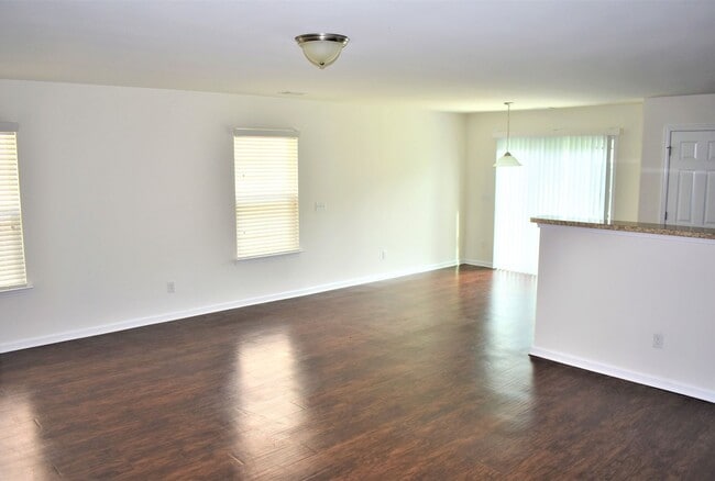 Photo - 58 Hasty Point Rd