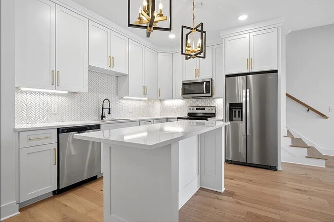 Photo - 807 Vickery Dr