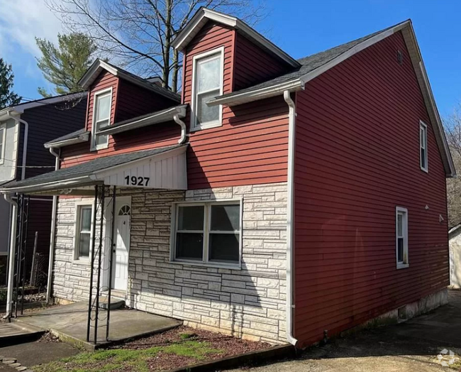 Building Photo - 1927 Willow Park Rd Rental