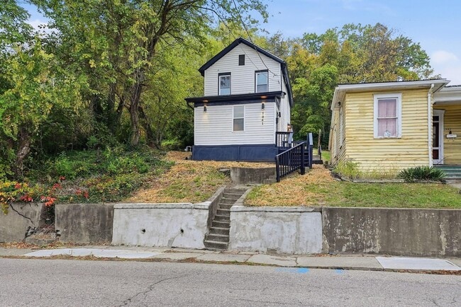 Photo - 1041 Market St