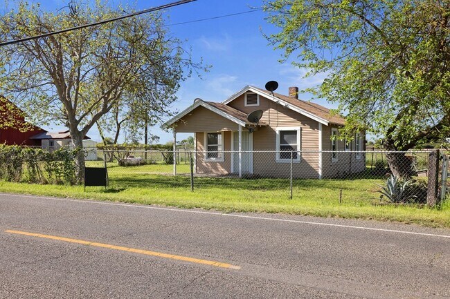 Photo - Home For Rent 11891 Valley Home Rd in Oakdale