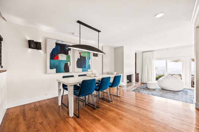 Photo - 4452 Caminito Fuente