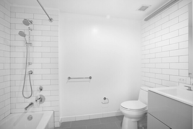 Photo - Enclave at the Cathedral