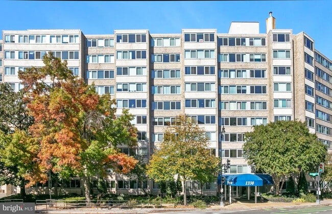 Building Photo - 1330 New Hampshire Ave NW Unit 513