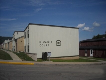 Kiwanis Courts Garden Apartments - Kiwanis Courts Garden Apartments