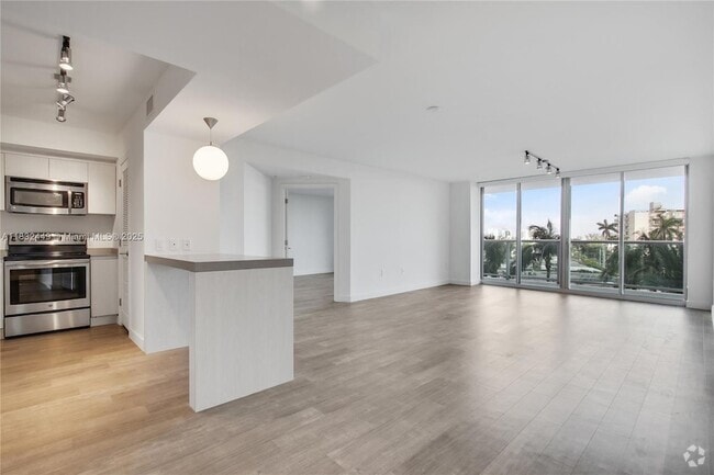Building Photo - 1500 Bay Rd Unit M-0414 Rental