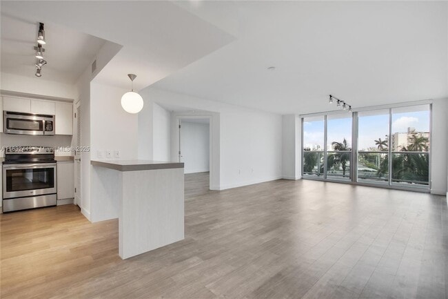 Photo - 1500 Bay Rd Condo Unit M-0414