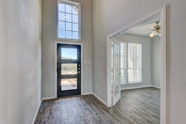 Photo - 23421 Vineyard Dr