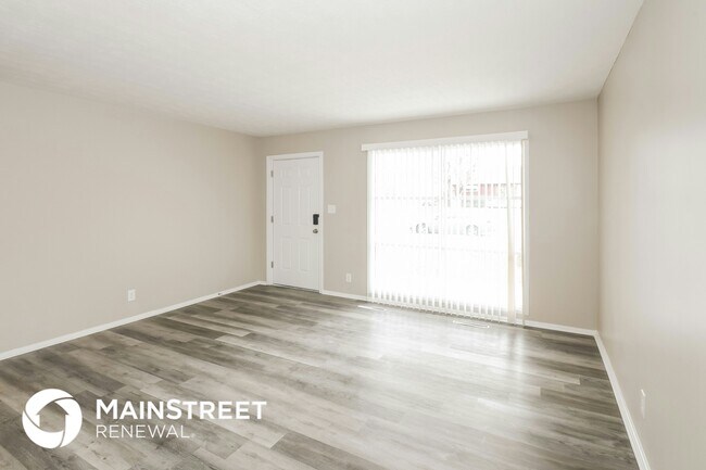 Photo - 519 James Dr