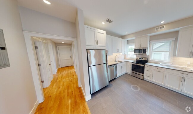 Building Photo - 72 Spring St Unit 1A Rental