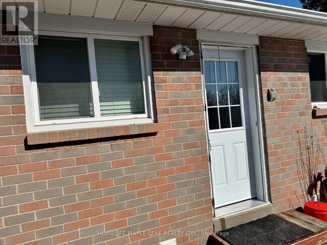 Photo - 53 Jefferson Rd