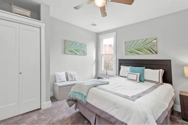 Photo - 3 Bedroom 1.5 Bath - Pittsburgh