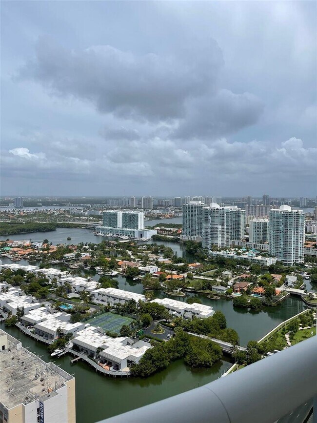 Photo - 15901 Collins Ave Unidad 3405