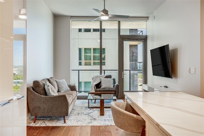 44 East Ave Unit 2303