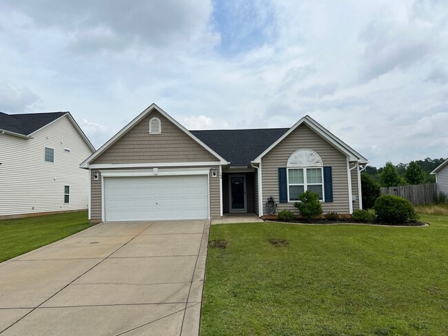 Lovely 3 Bed Home on Cul-de-sac - Lovely 3 Bed Home on Cul-de-sac