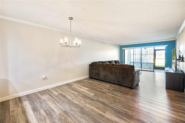 Photo - 6211 Timberlake Dr Unit B9
