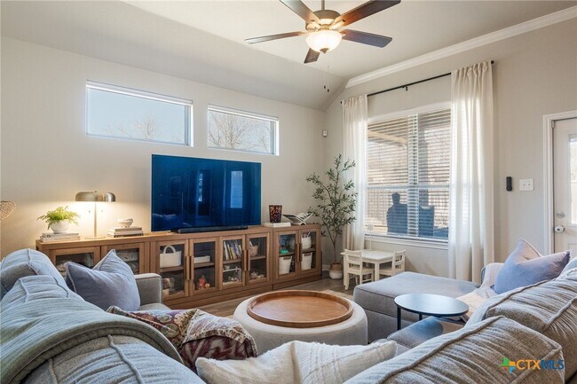 Photo - 7320 Hammermill Ln