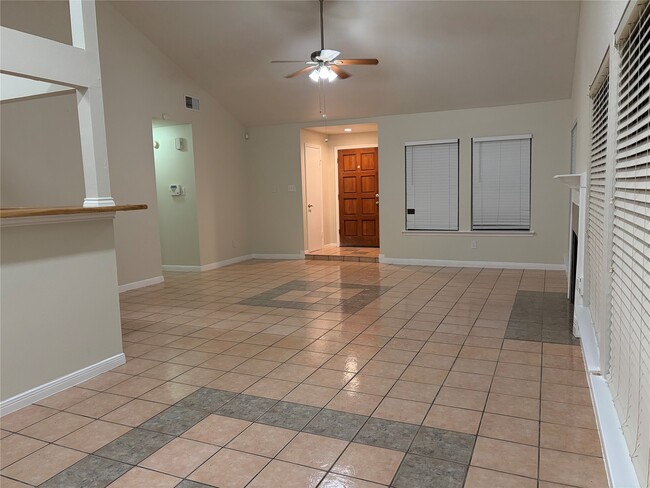 Photo - 7659 Alcomita Dr