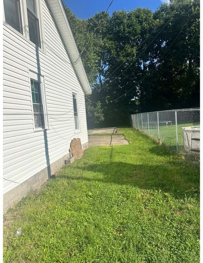 Photo - Large three bed home for rent