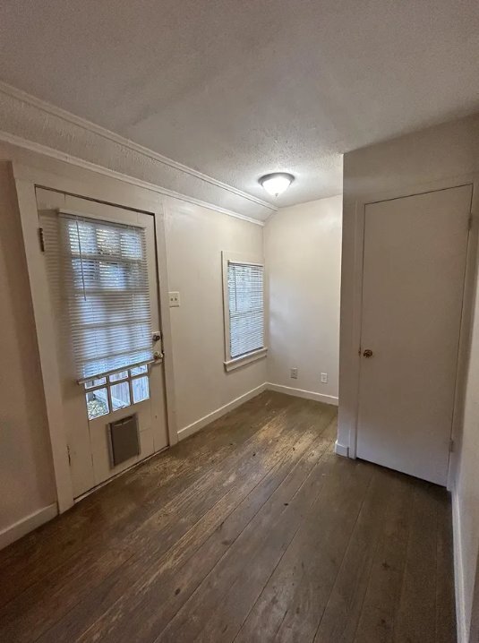 Photo - 208 W 1st St