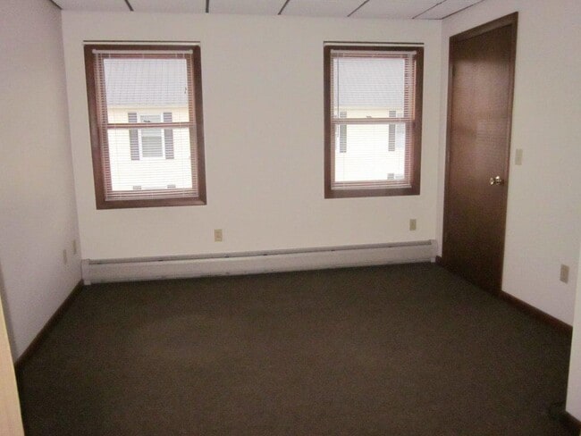 14 Summer St Unit 2