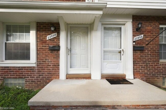 22998 Gary Ln