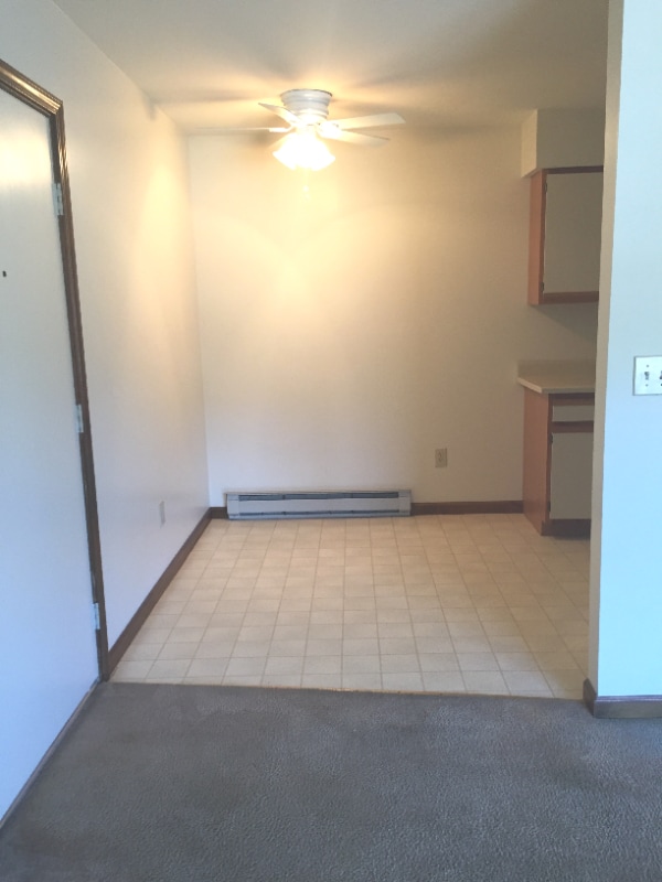 1949 Western Ave Unit 506