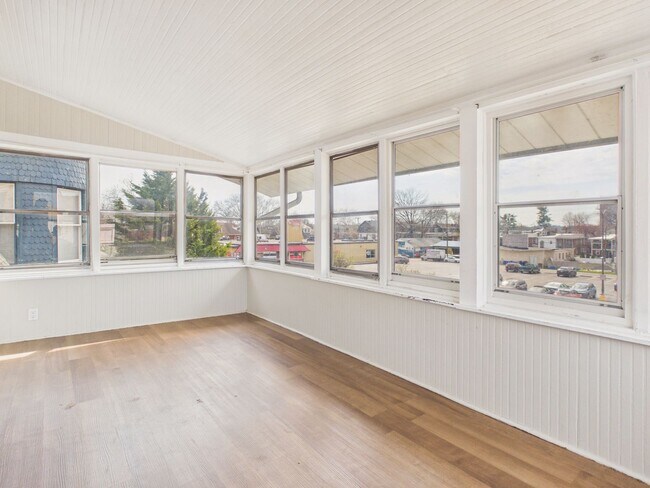 Photo - 2333 N 3rd St Unit 2