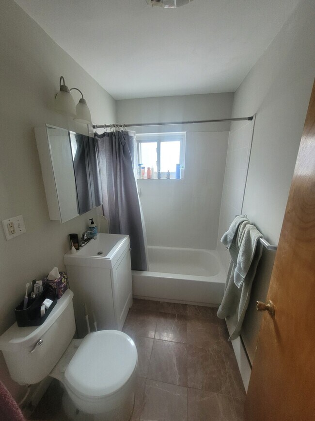 Photo - 111 Jersey St