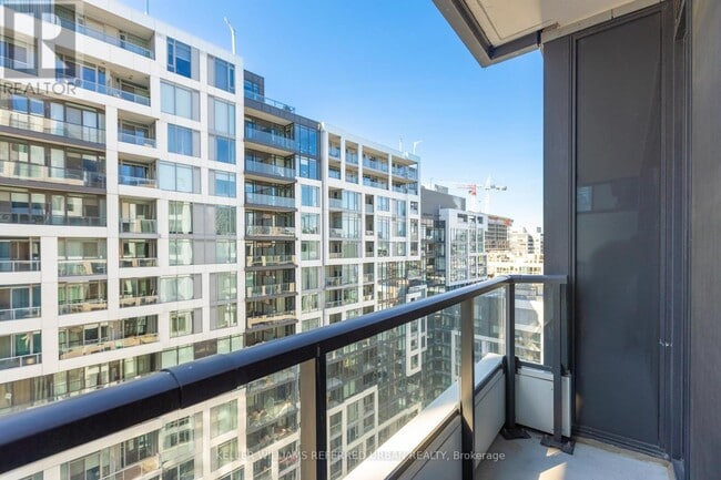 Photo - 576 Front St W Unité 1412E