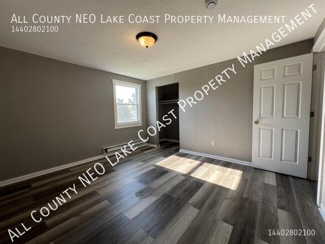 Photo - 1372 Massachusetts Ave