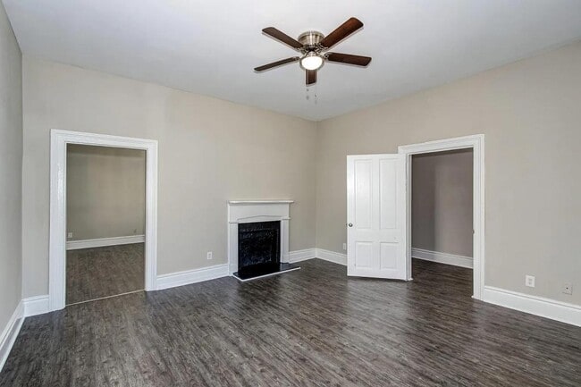 Photo - 256 Walker St