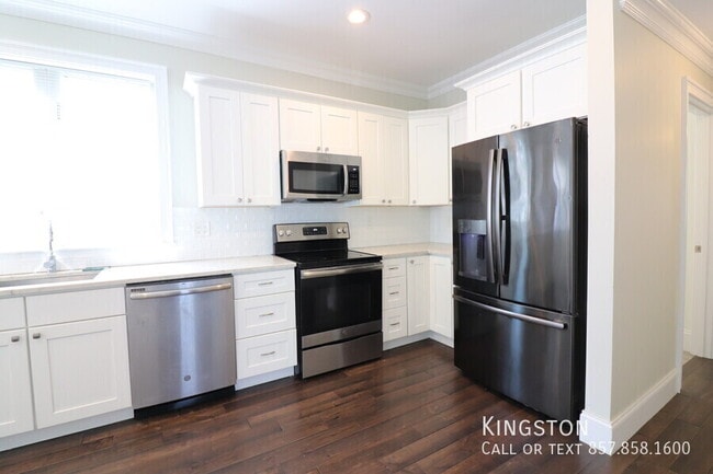 Photo - 140 Minden St Unidad 2R