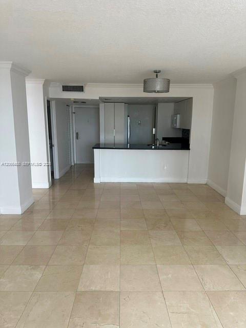 Photo - 600 NE 36th St Unit 516