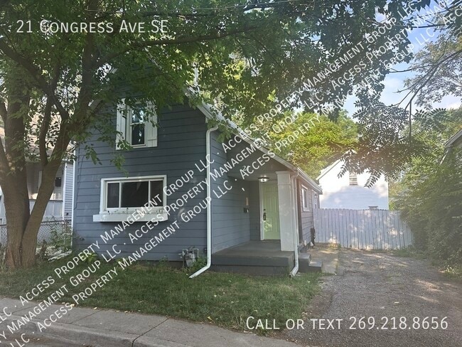 Photo - 21 Congress Ave SE House