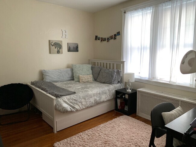 Photo - 1999 Commonwealth Ave Unit 25