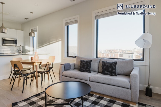 Photo - 152 Liverpool St Unidad FL5-ID1127