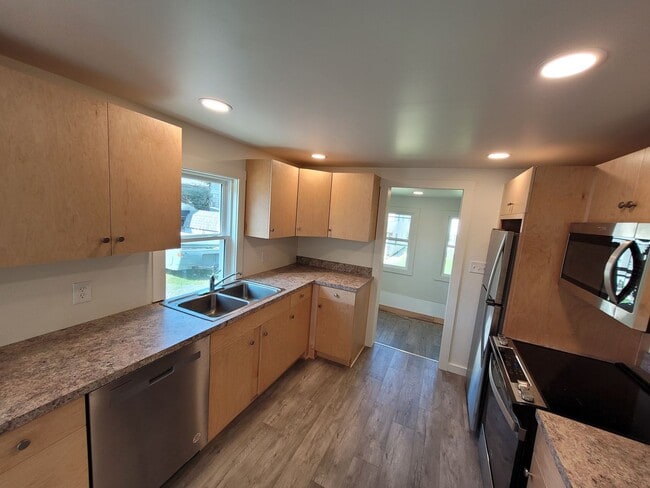 Photo - 55 N Church St Unidad 4