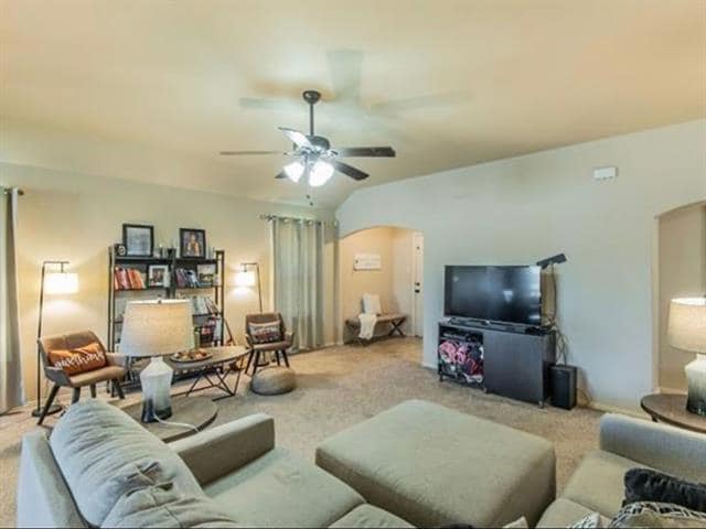 Photo - 108 Halifax Cir